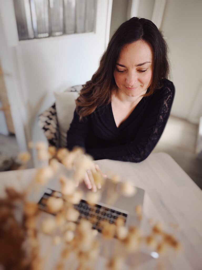 Marina Mourguiart - webdesigner WordPress Pays Basque